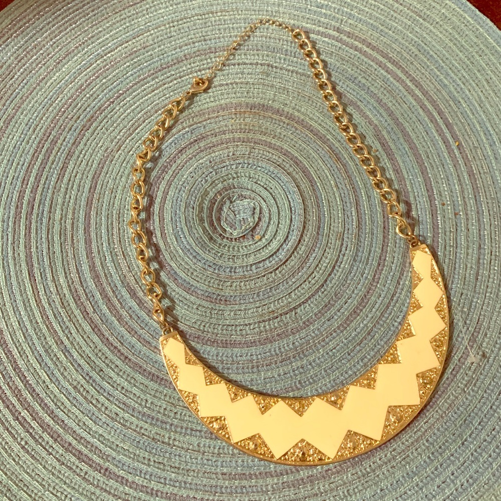 Ceramic necklace